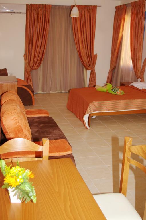 Gold Apartments Πλατανές Εξωτερικό φωτογραφία